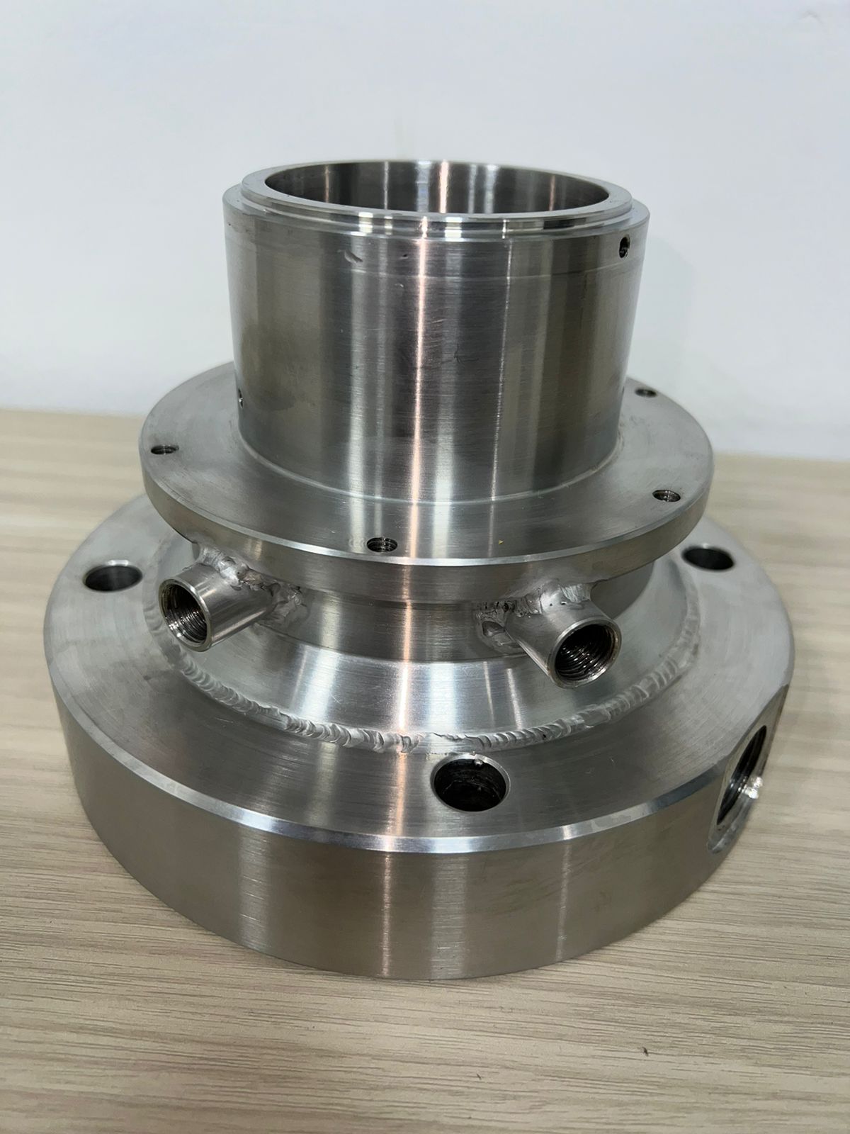 Cabeçote distribuidor para centrífugas industriais